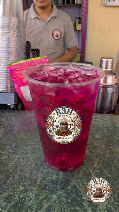 MangoDragon fruit Refresher 